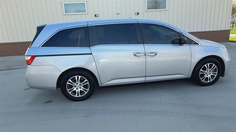 used 2011 Honda Odyssey car, priced at $9,999