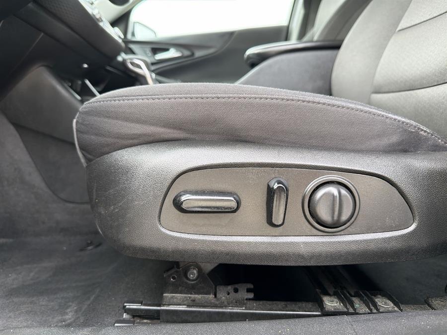 used 2023 Chevrolet Malibu car, priced at $14,999