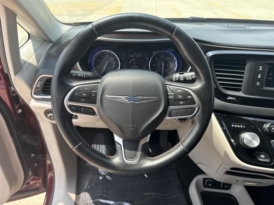 used 2017 Chrysler Pacifica car, priced at $11,999