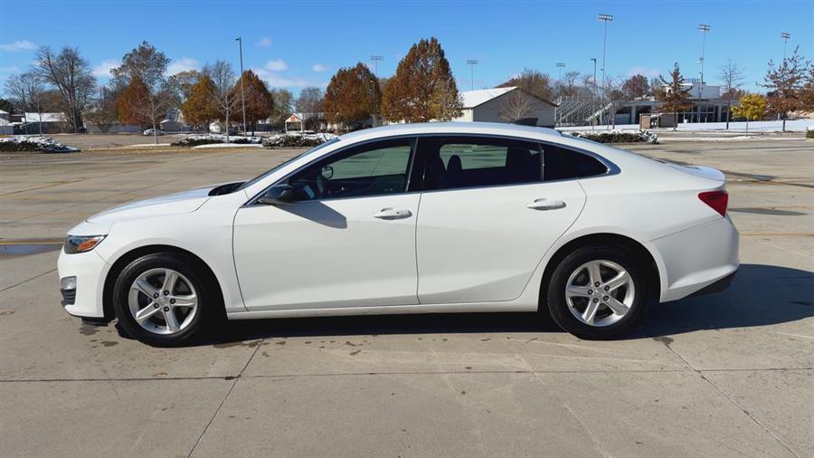 used 2019 Chevrolet Malibu car, priced at $14,400