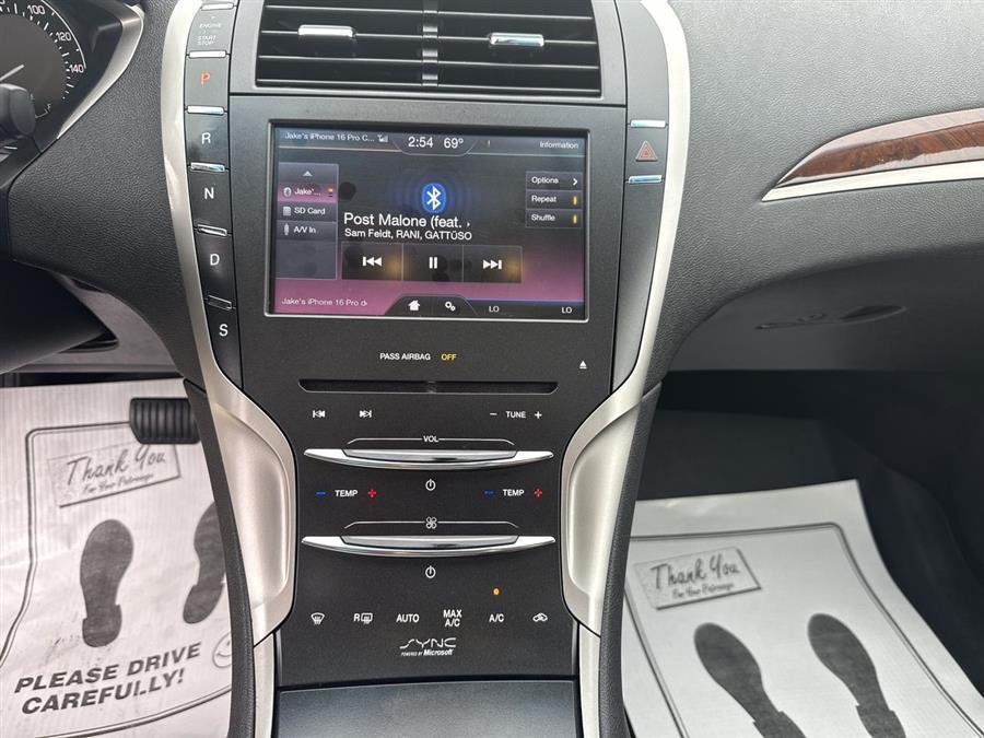 used 2013 Lincoln MKZ car, priced at $11,500