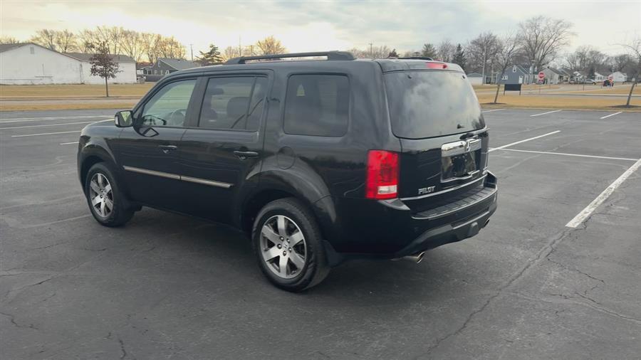 used 2015 Honda Pilot car, priced at $17,480