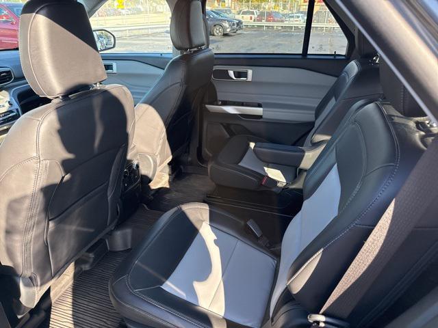 used 2023 Ford Explorer car