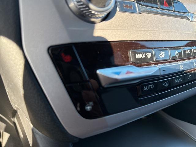 used 2023 Ford Explorer car