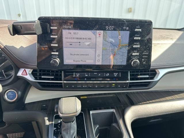 used 2023 Toyota Sienna car, priced at $48,800