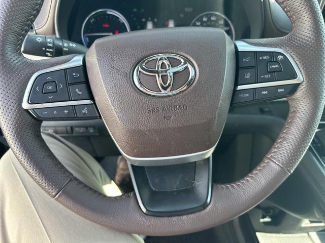 used 2023 Toyota Sienna car, priced at $48,800