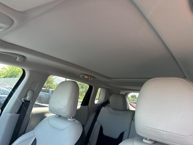 used 2020 Jeep Compass car, priced at $18,500