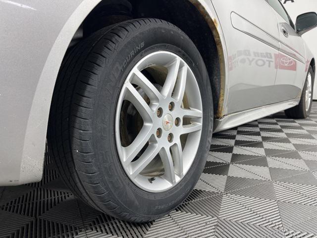 used 2007 Pontiac Grand Prix car, priced at $2,000