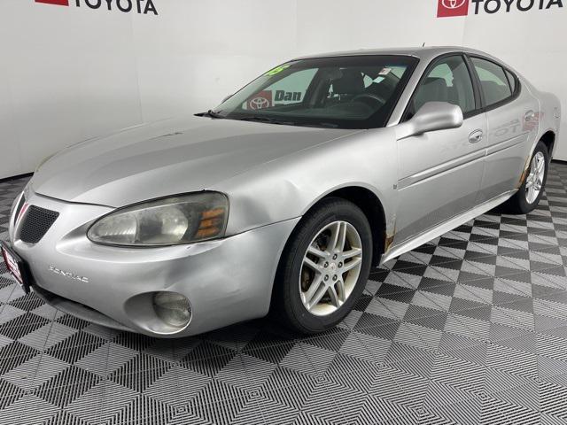 used 2007 Pontiac Grand Prix car, priced at $2,000