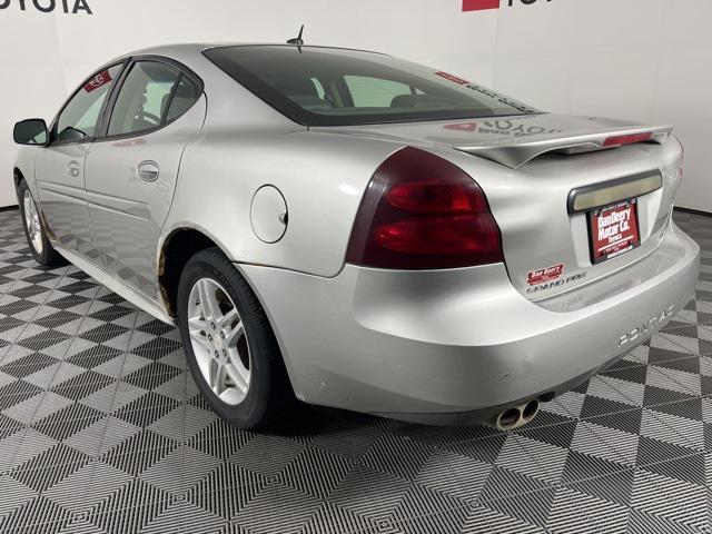 used 2007 Pontiac Grand Prix car, priced at $2,000