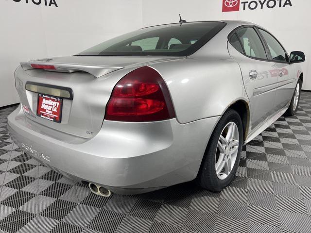 used 2007 Pontiac Grand Prix car, priced at $2,000
