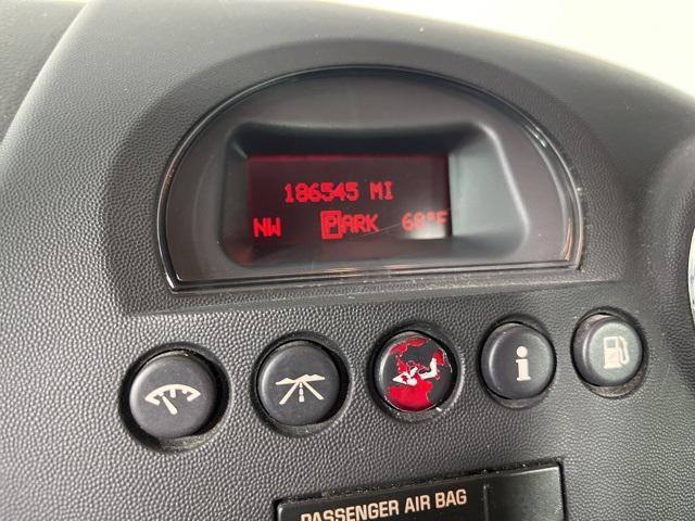 used 2007 Pontiac Grand Prix car, priced at $2,000