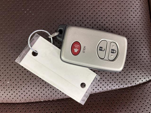 used 2018 Toyota 4Runner car, priced at $31,400