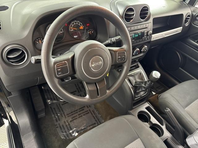 used 2015 Jeep Compass car, priced at $9,200