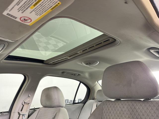 used 2006 Chevrolet Malibu car, priced at $900