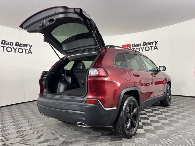 used 2020 Jeep Cherokee car, priced at $17,135