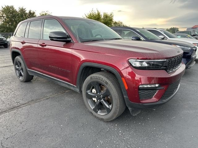 used 2023 Jeep Grand Cherokee car, priced at $31,800