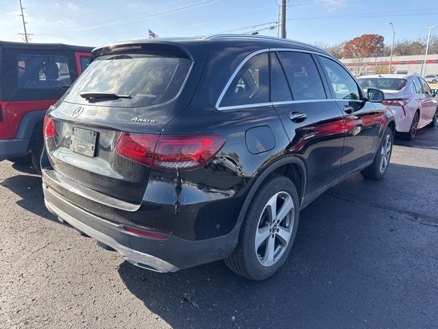 used 2022 Mercedes-Benz GLC 300 car