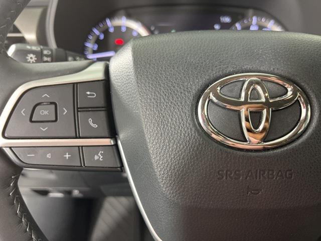 used 2023 Toyota Highlander car, priced at $33,725