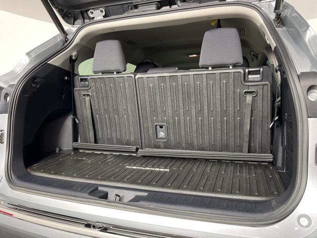 used 2023 Toyota Highlander car, priced at $33,725