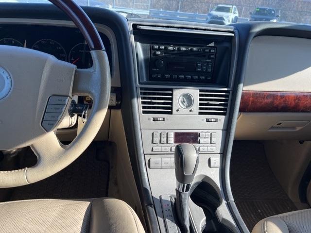 used 2005 Lincoln Aviator car