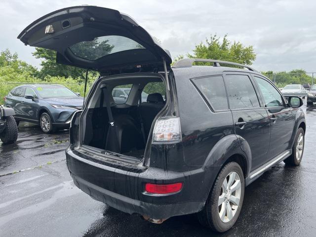 used 2010 Mitsubishi Outlander car, priced at $5,000