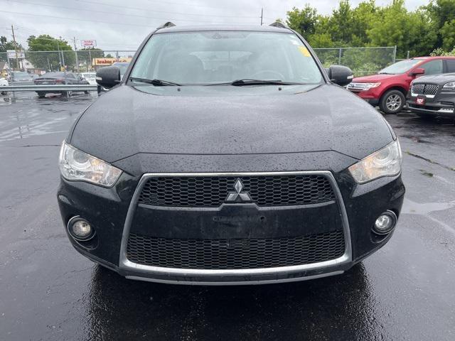 used 2010 Mitsubishi Outlander car, priced at $5,000