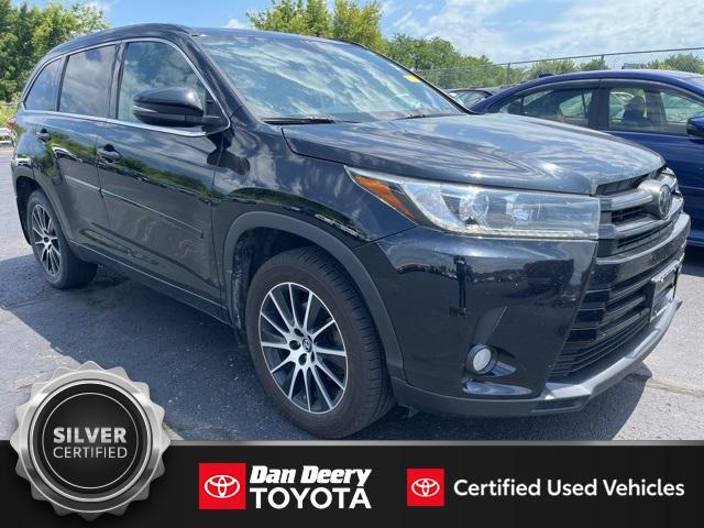 used 2018 Toyota Highlander car, priced at $25,296