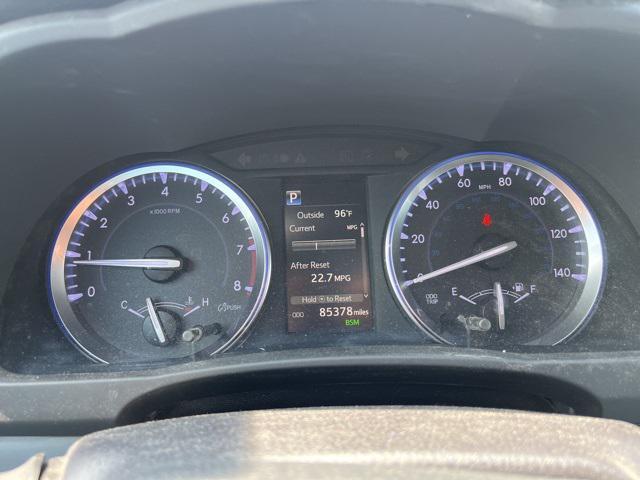 used 2018 Toyota Highlander car, priced at $25,296