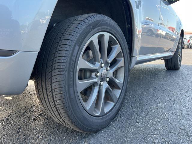 used 2019 Jeep Grand Cherokee car, priced at $21,100