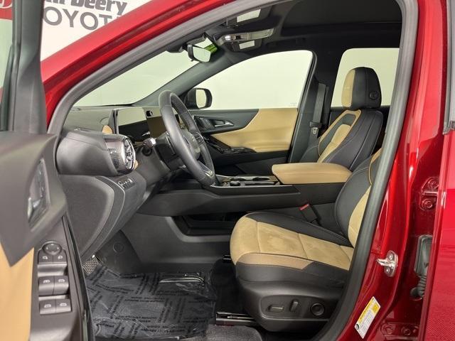 used 2025 Chevrolet Equinox car, priced at $36,800