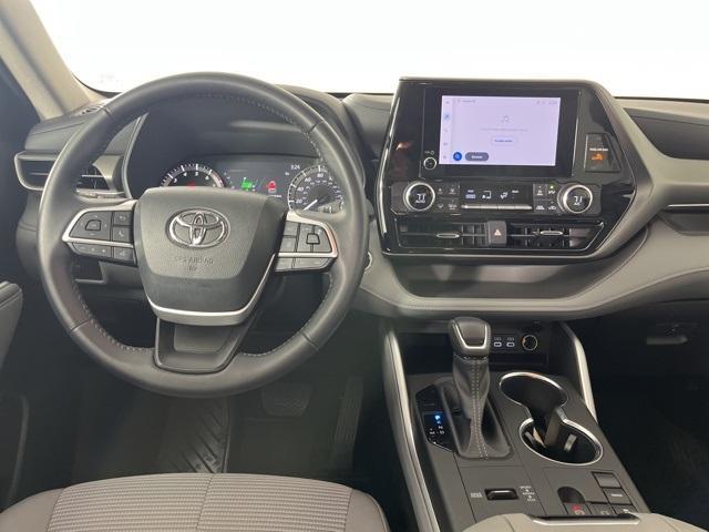 used 2023 Toyota Highlander car, priced at $34,559