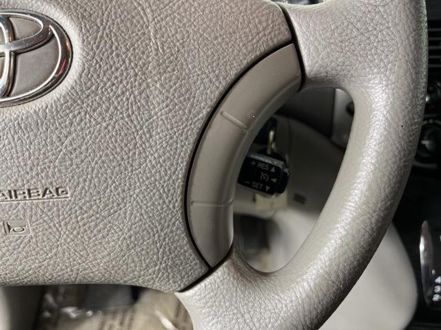 used 2007 Toyota Sienna car, priced at $1,400