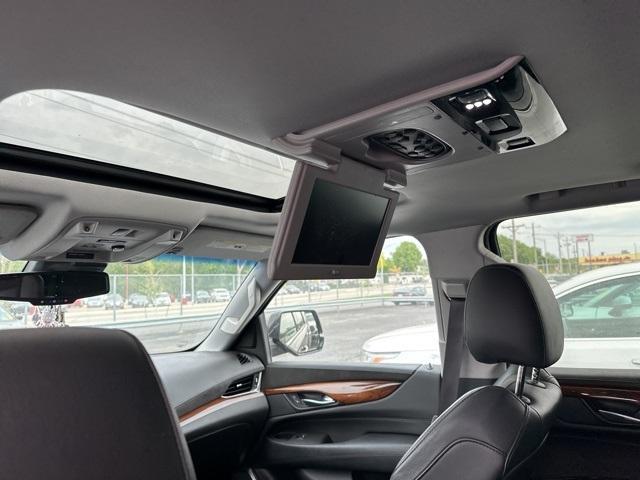 used 2015 Cadillac Escalade car, priced at $21,476