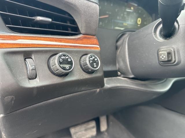used 2015 Cadillac Escalade car, priced at $21,476