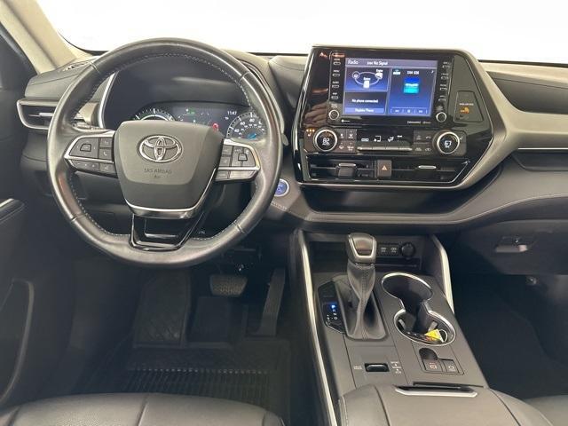 used 2021 Toyota Highlander Hybrid car, priced at $32,872