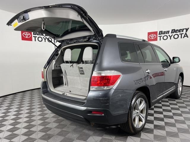used 2012 Toyota Highlander car, priced at $9,292