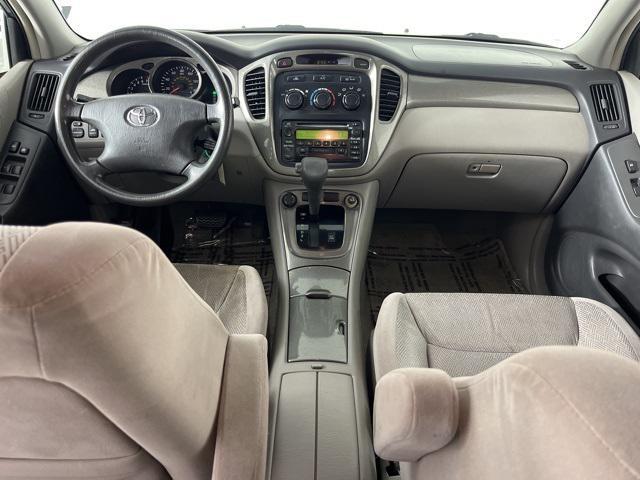 used 2003 Toyota Highlander car, priced at $3,539