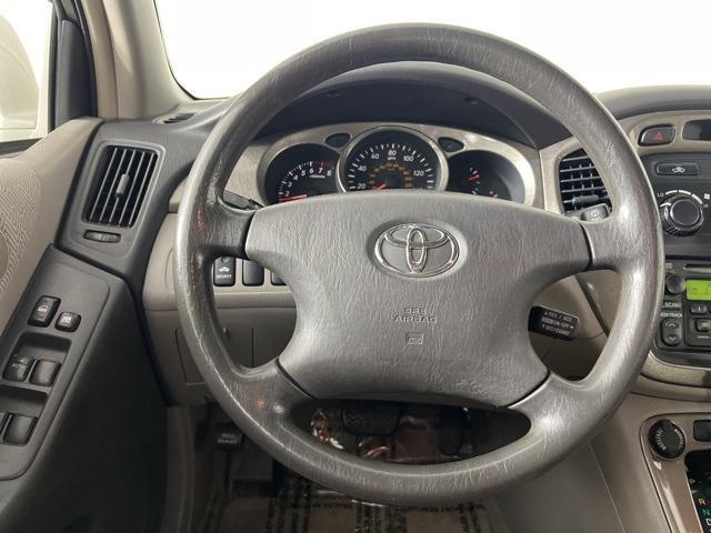used 2003 Toyota Highlander car, priced at $3,539
