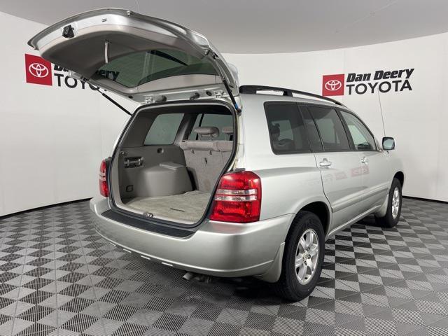 used 2003 Toyota Highlander car, priced at $3,539