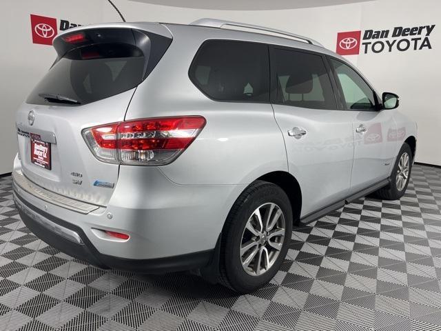 used 2014 Nissan Pathfinder Hybrid car, priced at $6,885