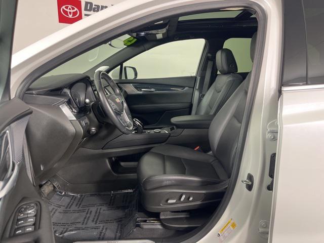 used 2023 Cadillac XT5 car, priced at $30,171