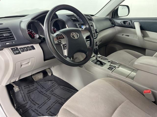 used 2013 Toyota Highlander car, priced at $12,123