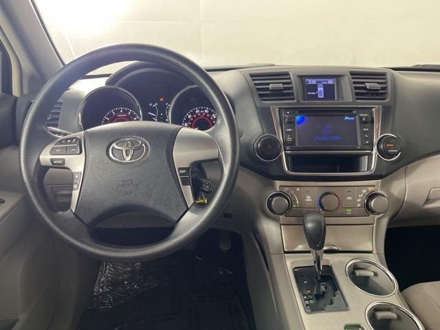 used 2013 Toyota Highlander car, priced at $12,123