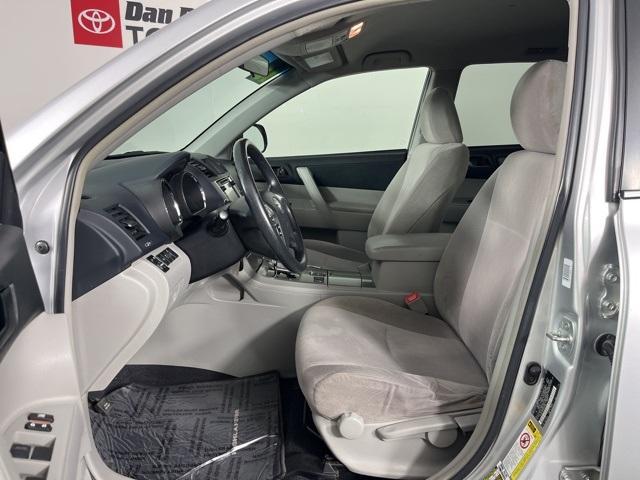 used 2013 Toyota Highlander car, priced at $12,123