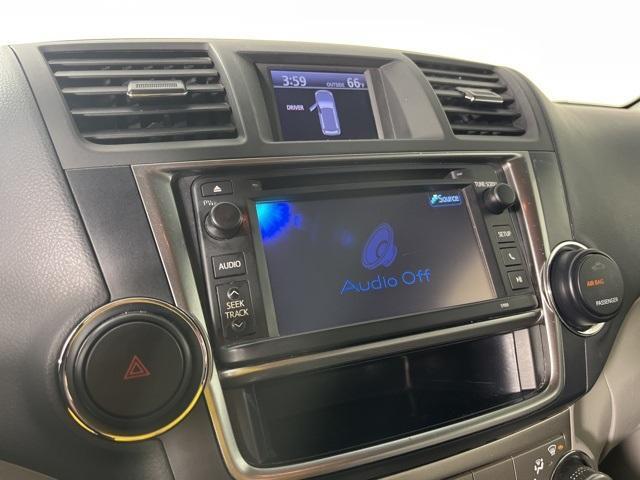 used 2013 Toyota Highlander car, priced at $12,123