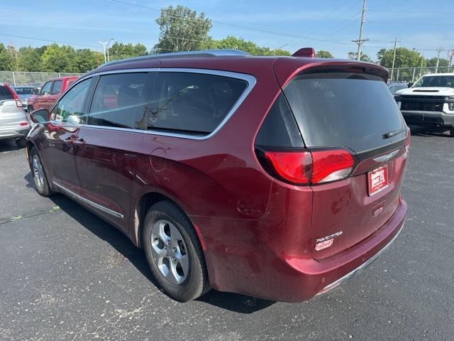 used 2017 Chrysler Pacifica car