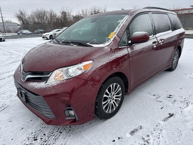 used 2018 Toyota Sienna car