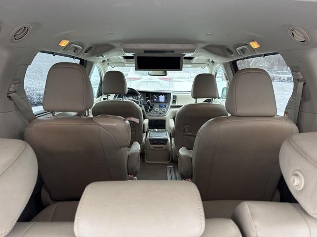 used 2018 Toyota Sienna car