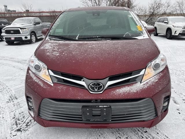 used 2018 Toyota Sienna car